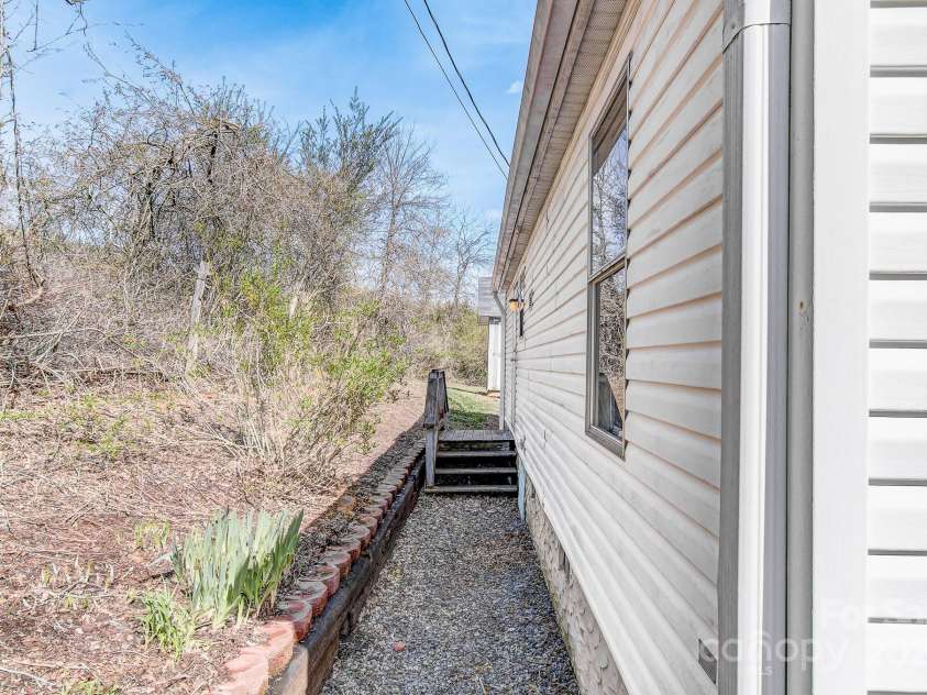 6 & 10 Lands End Drive, Candler, NC 28715.  MLS# CAR4242356, YatesRealty ID 14627. 