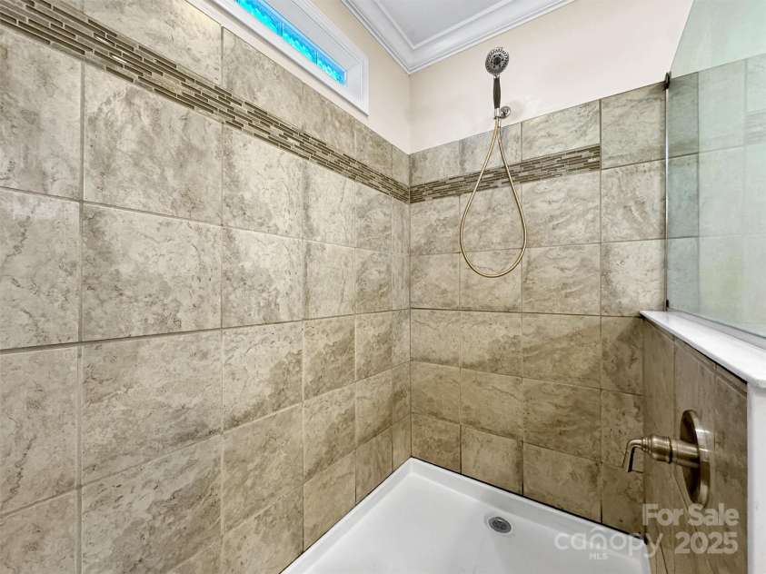 284 Cutting Edge Drive, Sylva, NC 28779.  MLS# CAR4304958, YatesRealty ID 1463. 