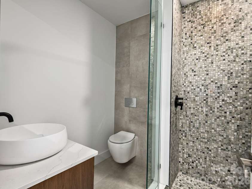 78 Manchester Way, Mills River, NC 28759.  MLS# CAR4343578, YatesRealty ID 1463. 