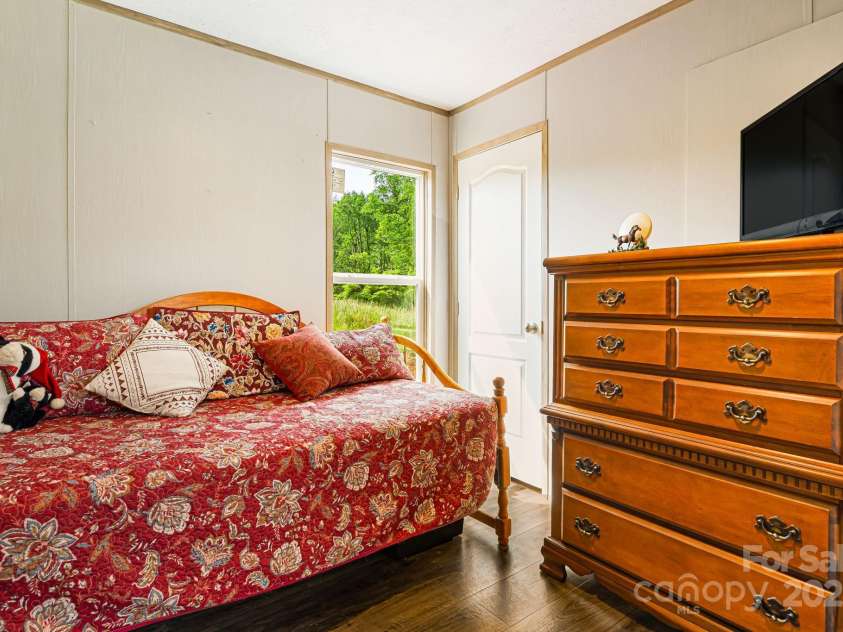 410 Fork Mountain Road, Bakersville, NC 28705.  MLS# CAR4264670, YatesRealty ID 14631. 