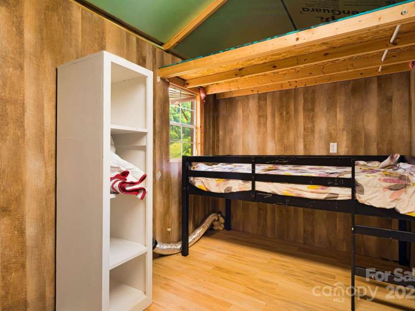 410 Fork Mountain Road, Bakersville, NC 28705.  MLS# CAR4264670, YatesRealty ID 14631. 