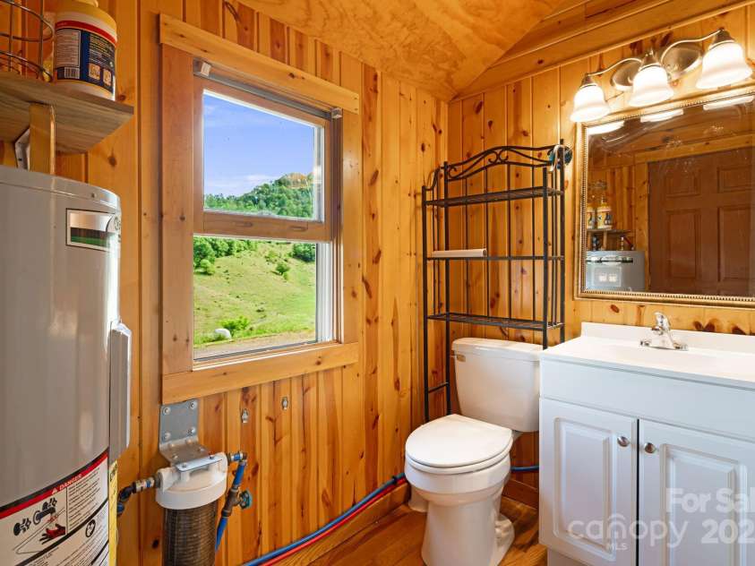 410 Fork Mountain Road, Bakersville, NC 28705.  MLS# CAR4264670, YatesRealty ID 14631. 