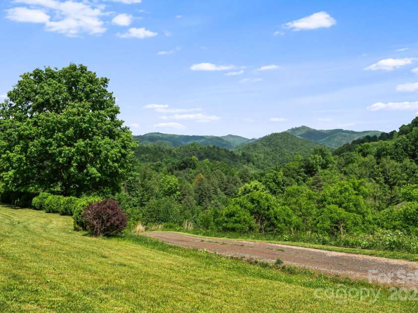 410 Fork Mountain Road, Bakersville, NC 28705.  MLS# CAR4264670, YatesRealty ID 14631. 