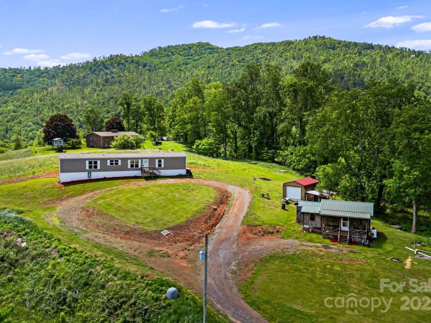 410 Fork Mountain Road, Bakersville, NC 28705.  MLS# CAR4264670, YatesRealty ID 14631. 