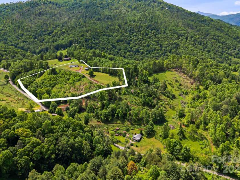 410 Fork Mountain Road, Bakersville, NC 28705.  MLS# CAR4264670, YatesRealty ID 14631. 