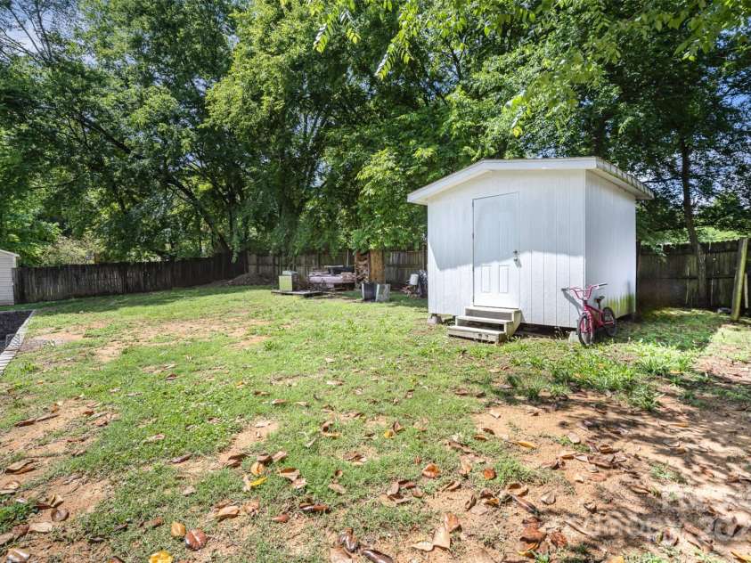131 Swink Street, Concord, NC 28027.  MLS# CAR4257888, YatesRealty ID 14632. 