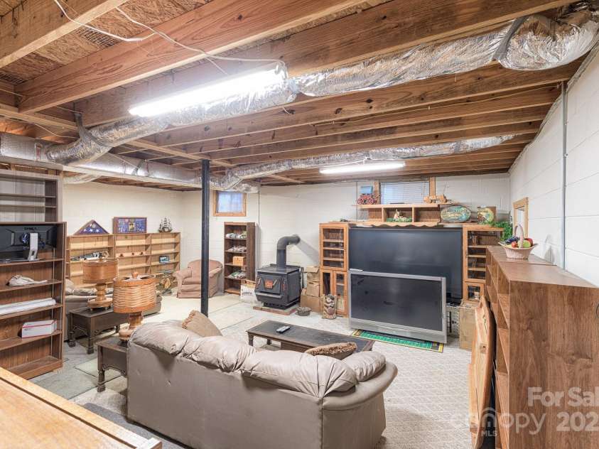 95 Odell Court, Taylorsville, NC 28681.  MLS# CAR4259249, YatesRealty ID 14633. 