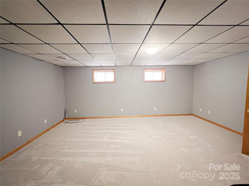 660 Halltown Road, Spruce Pine, NC 28777.  MLS# CAR4262681, YatesRealty ID 14635. 