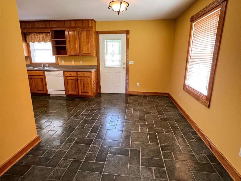 660 Halltown Road, Spruce Pine, NC 28777.  MLS# CAR4262681, YatesRealty ID 14635. 