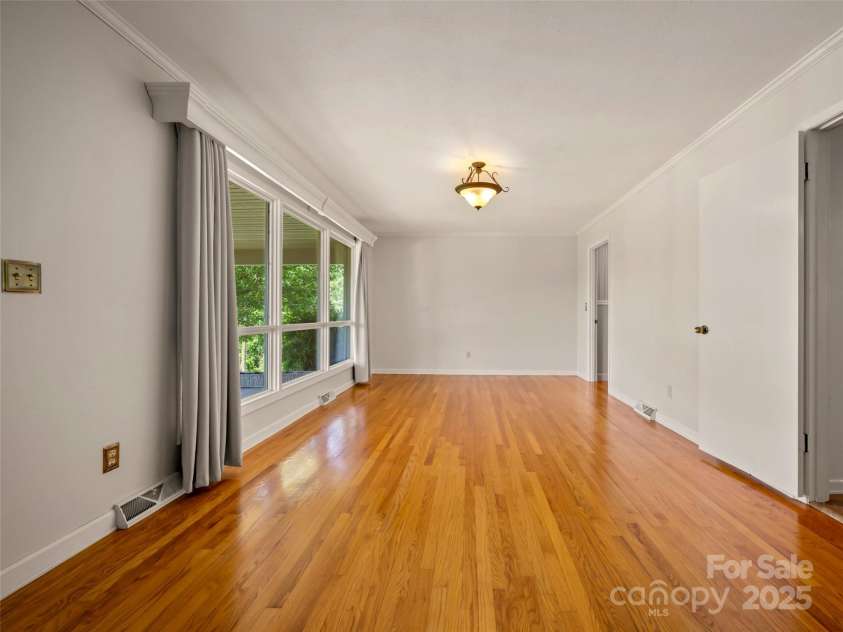 418 Mountain Page Road, Saluda, NC 28773.  MLS# CAR4315748, YatesRealty ID 14636. 