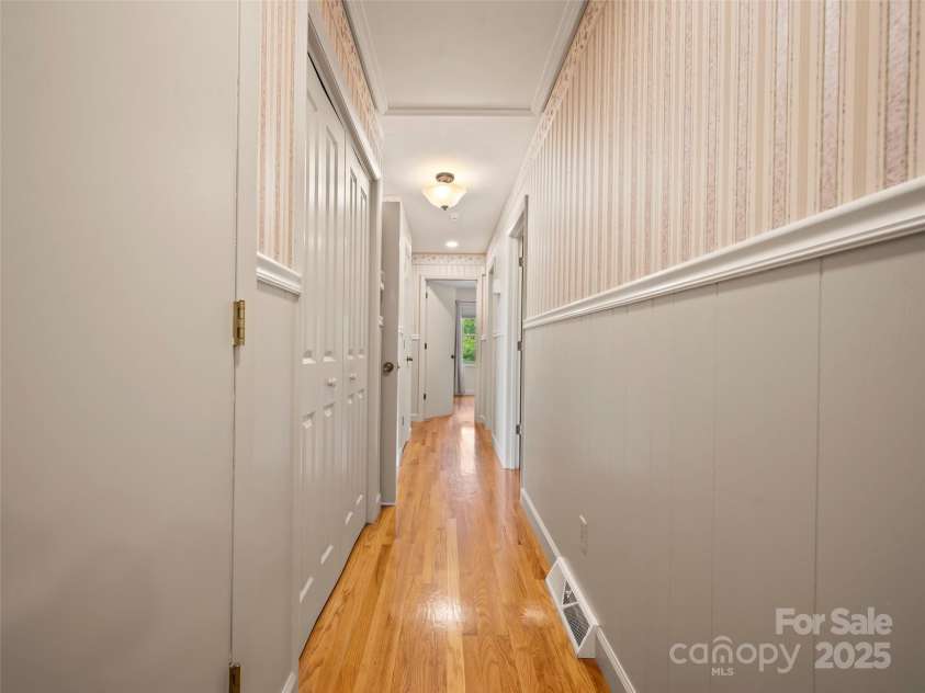 418 Mountain Page Road, Saluda, NC 28773.  MLS# CAR4315748, YatesRealty ID 14636. 