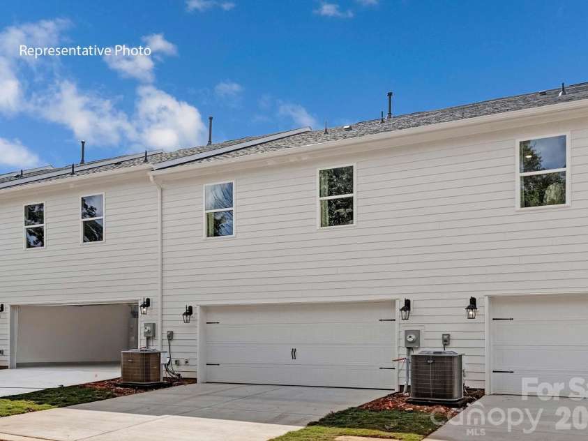 1034 Whistling Place, Indian Trail, NC 28079.  MLS# CAR4366375, YatesRealty ID 14637. 