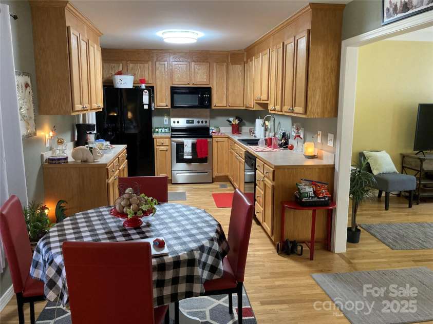 2339 Wednesbury Court, Kannapolis, NC 28083.  MLS# CAR4257609, YatesRealty ID 14641. 