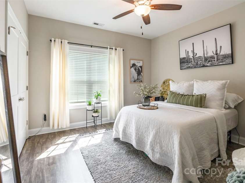 137 Ole Eastpointe Drive, York, SC 29745.  MLS# CAR4253926, YatesRealty ID 14642. 