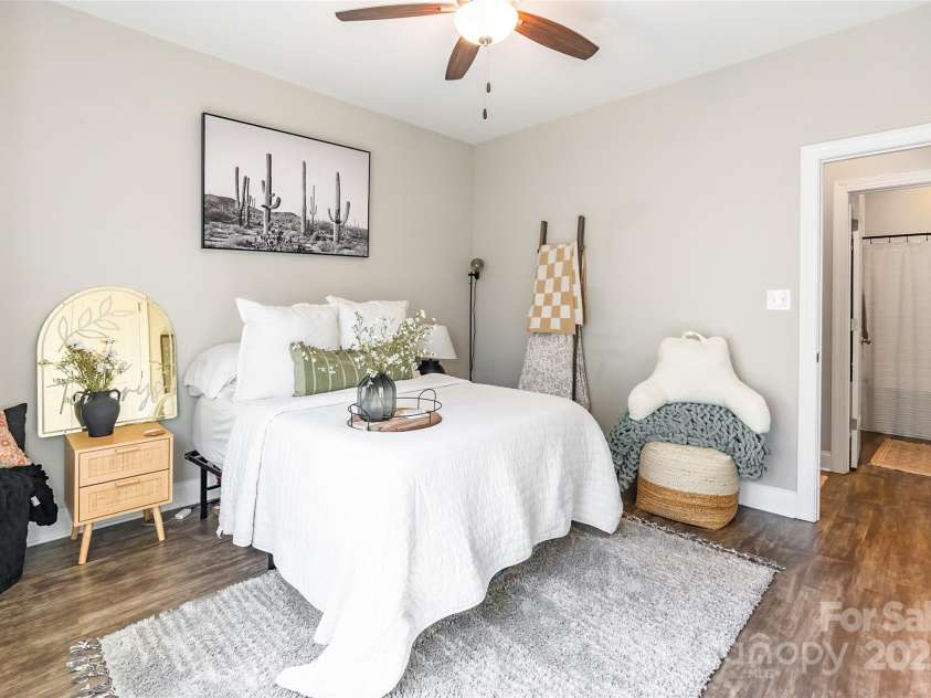 137 Ole Eastpointe Drive, York, SC 29745.  MLS# CAR4253926, YatesRealty ID 14642. 