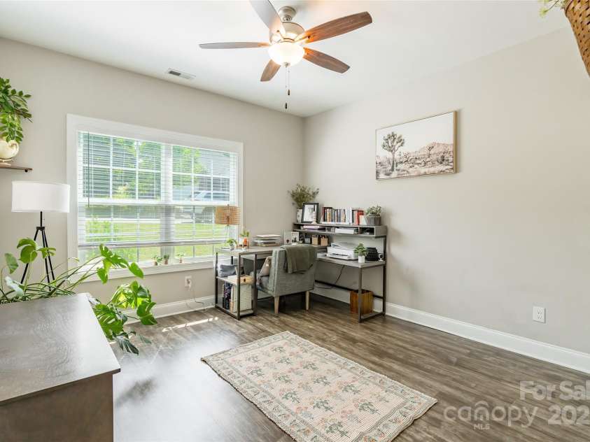 137 Ole Eastpointe Drive, York, SC 29745.  MLS# CAR4253926, YatesRealty ID 14642. 