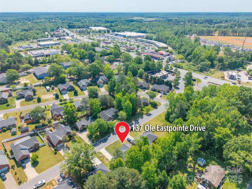 137 Ole Eastpointe Drive, York, SC 29745.  MLS# CAR4253926, YatesRealty ID 14642. 