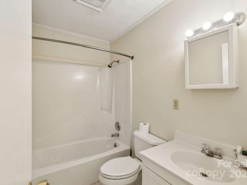 1181 Runway Drive, Hendersonville, NC 28792.  MLS# CAR4258392, YatesRealty ID 14643. 