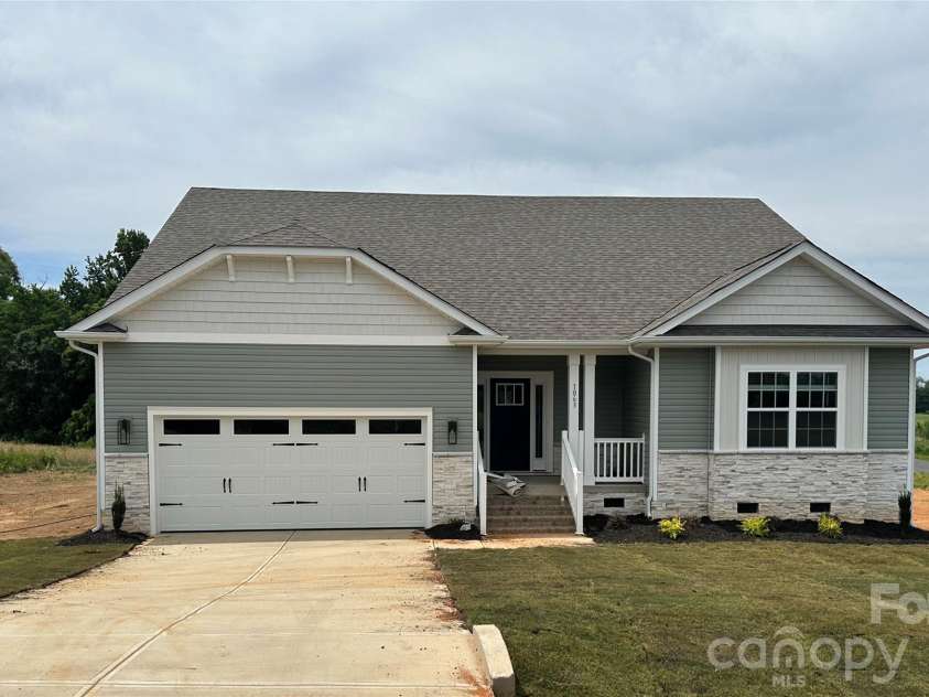 1063 Penarth Court, Catawba, NC 28609.  MLS# CAR4366257, YatesRealty ID 14644. 