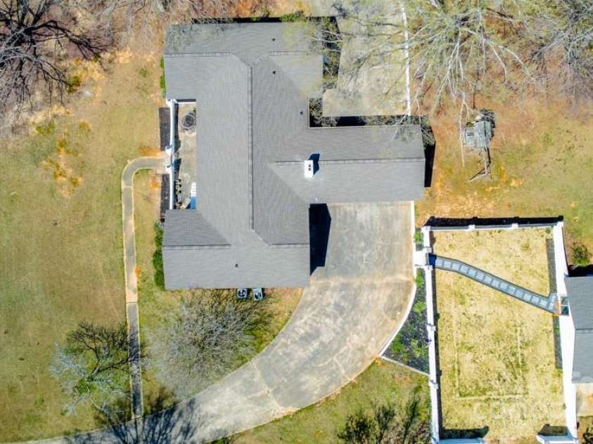 1946 Fairway Drive, Lancaster, SC 29720.  MLS# CAR4242421, YatesRealty ID 14644. 