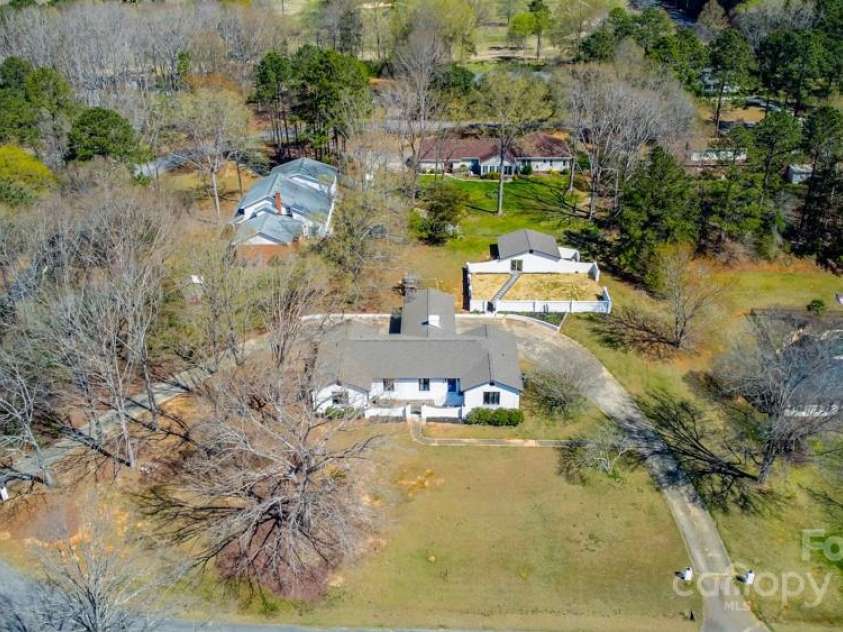 1946 Fairway Drive, Lancaster, SC 29720.  MLS# CAR4242421, YatesRealty ID 14644. 