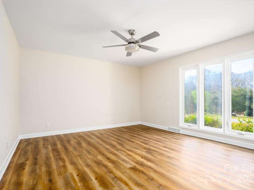 1946 Fairway Drive, Lancaster, SC 29720.  MLS# CAR4242421, YatesRealty ID 14644. 