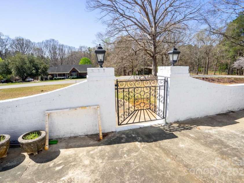 1946 Fairway Drive, Lancaster, SC 29720.  MLS# CAR4242421, YatesRealty ID 14644. 