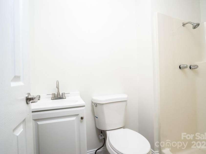 1946 Fairway Drive, Lancaster, SC 29720.  MLS# CAR4242421, YatesRealty ID 14644. 