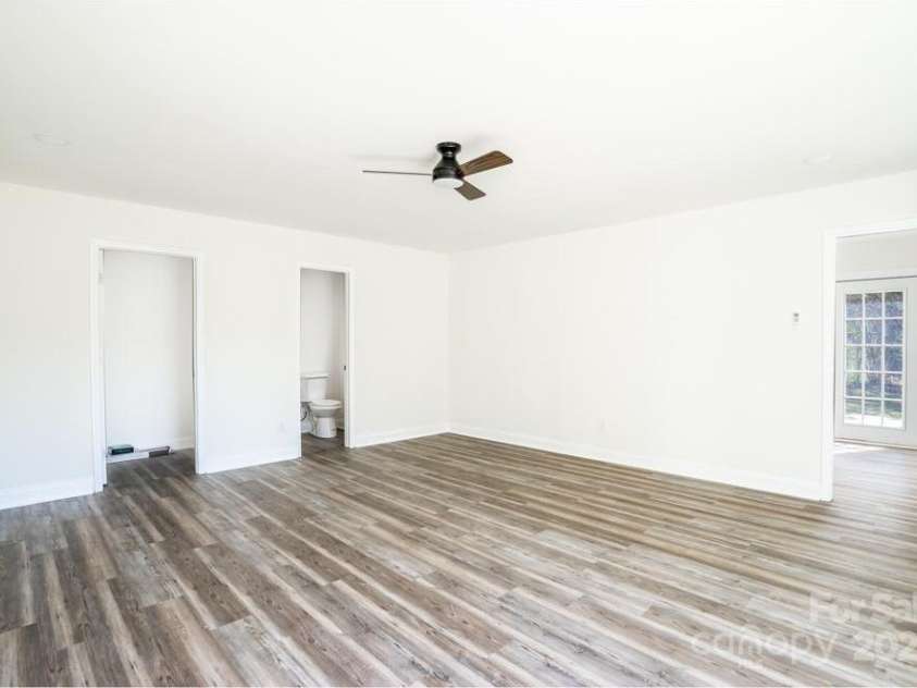 1946 Fairway Drive, Lancaster, SC 29720.  MLS# CAR4242421, YatesRealty ID 14644. 