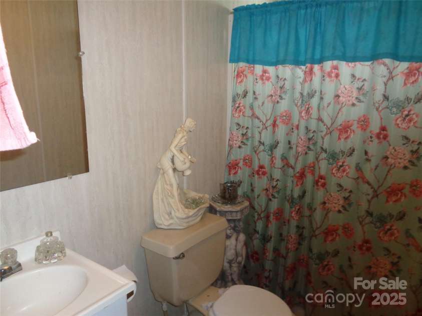 314 Phillips Drive, Forest City, NC 28043.  MLS# CAR4249001, YatesRealty ID 14645. Bath2