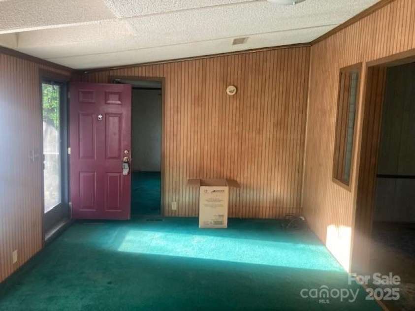 314 Phillips Drive, Forest City, NC 28043.  MLS# CAR4249001, YatesRealty ID 14645. Living