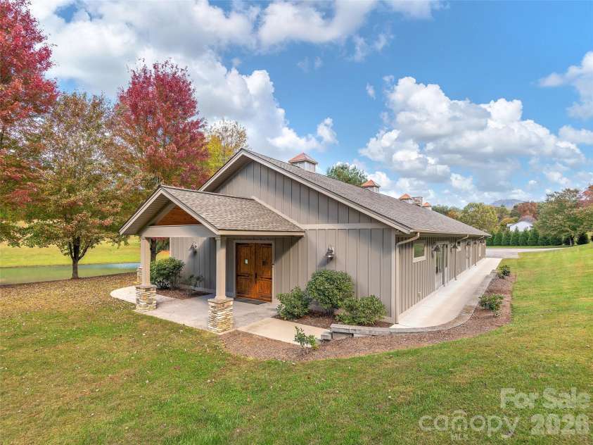 355 Johnson Drive, Canton, NC 28716.  MLS# CAR4327050, YatesRealty ID 14646. 