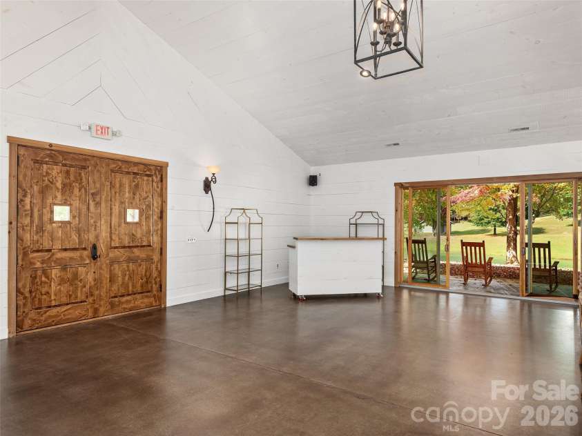 355 Johnson Drive, Canton, NC 28716.  MLS# CAR4327050, YatesRealty ID 14646. 