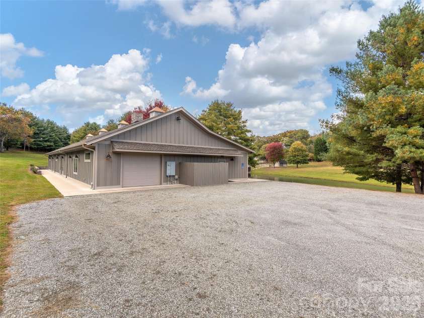 355 Johnson Drive, Canton, NC 28716.  MLS# CAR4327050, YatesRealty ID 14646. 