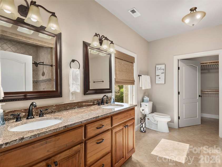 355 Johnson Drive, Canton, NC 28716.  MLS# CAR4327050, YatesRealty ID 14646. 