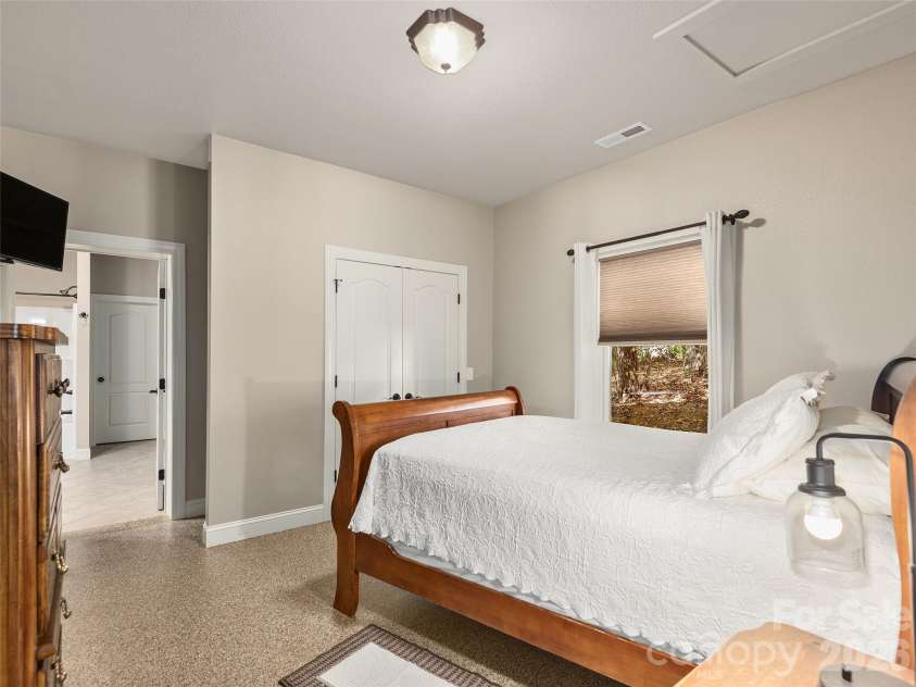 355 Johnson Drive, Canton, NC 28716.  MLS# CAR4327050, YatesRealty ID 14646. 