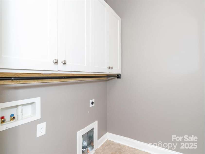 4012 Crismark Drive, Indian Trail, NC 28079.  MLS# CAR4331628, YatesRealty ID 1465. 