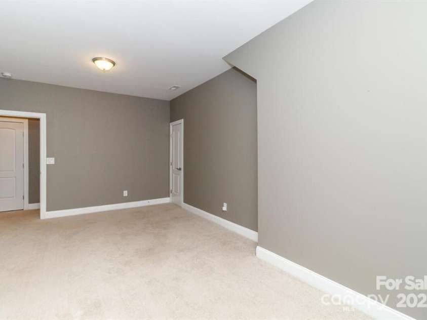 4012 Crismark Drive, Indian Trail, NC 28079.  MLS# CAR4331628, YatesRealty ID 1465. 