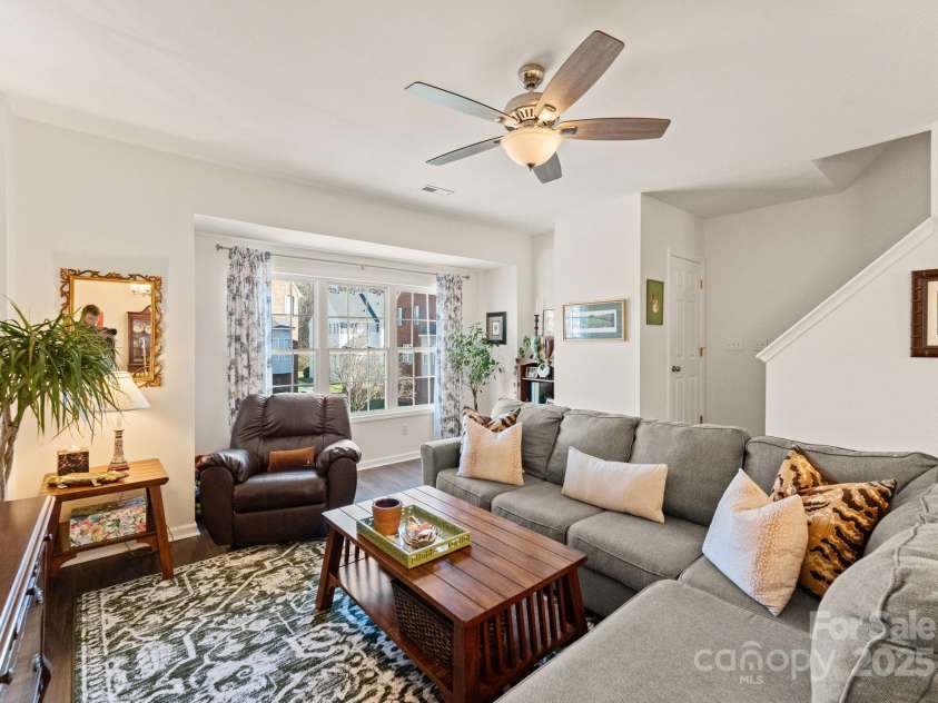 9930 Treeside Lane, Matthews, NC 28105.  MLS# CAR4329501, YatesRealty ID 1465. 