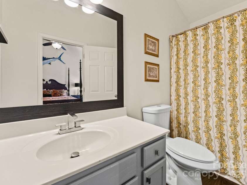 9930 Treeside Lane, Matthews, NC 28105.  MLS# CAR4329501, YatesRealty ID 1465. 