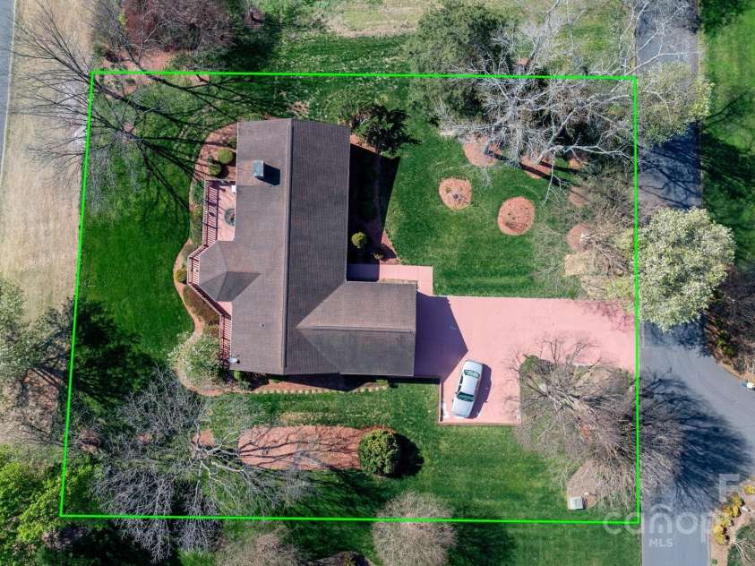 3730 Club House Drive, Conover, NC 28613.  MLS# CAR4241079, YatesRealty ID 14650. 