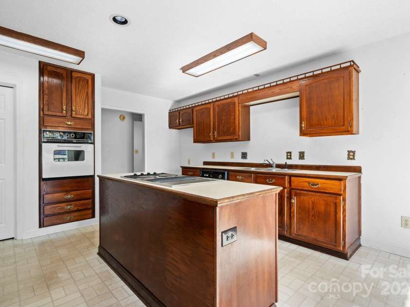3730 Club House Drive, Conover, NC 28613.  MLS# CAR4241079, YatesRealty ID 14650. 