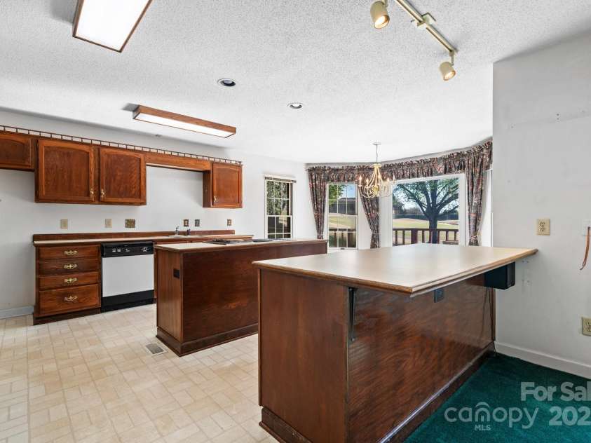3730 Club House Drive, Conover, NC 28613.  MLS# CAR4241079, YatesRealty ID 14650. 