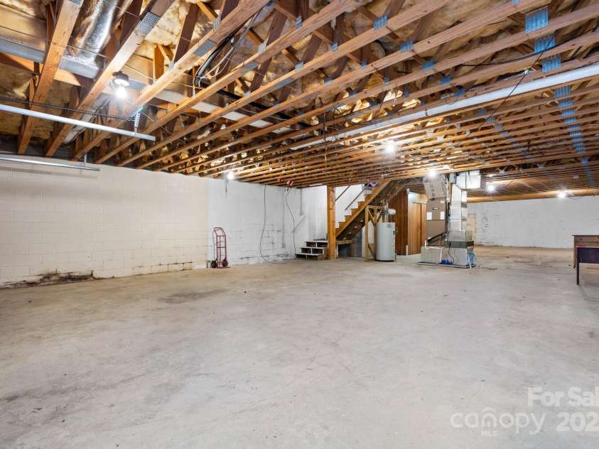 3730 Club House Drive, Conover, NC 28613.  MLS# CAR4241079, YatesRealty ID 14650. 