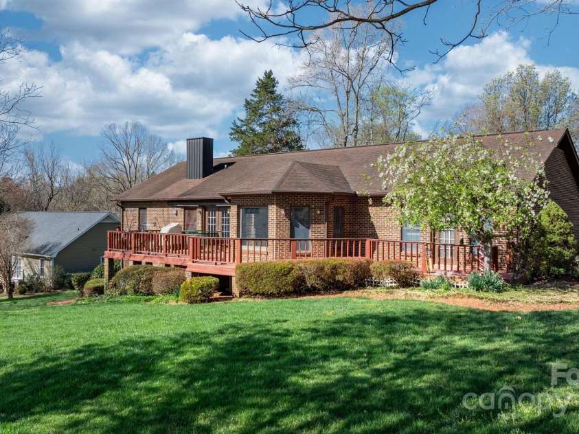3730 Club House Drive, Conover, NC 28613.  MLS# CAR4241079, YatesRealty ID 14650. 