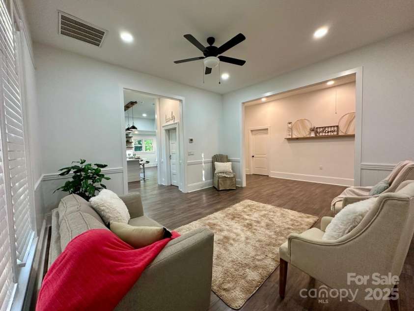 222 Brevard Street, Statesville, NC 28677.  MLS# CAR4255231, YatesRealty ID 14653. 