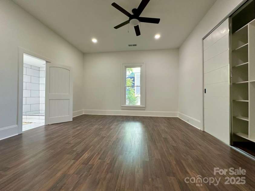 222 Brevard Street, Statesville, NC 28677.  MLS# CAR4255231, YatesRealty ID 14653. 