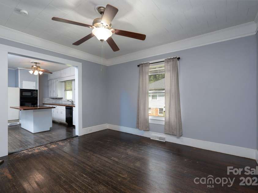 711 Wood Street, Albemarle, NC 28001.  MLS# CAR4258819, YatesRealty ID 14654. 