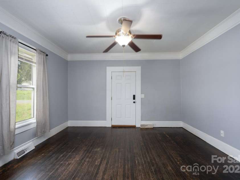 711 Wood Street, Albemarle, NC 28001.  MLS# CAR4258819, YatesRealty ID 14654. 