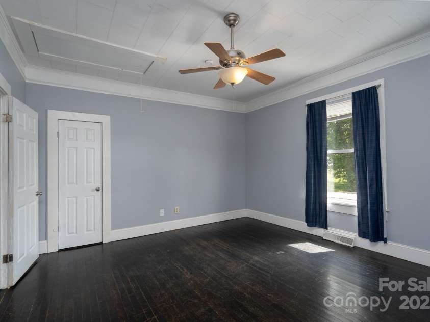 711 Wood Street, Albemarle, NC 28001.  MLS# CAR4258819, YatesRealty ID 14654. 